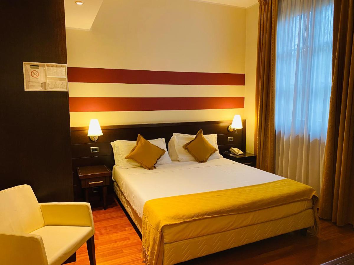 Country Hotel Castelbarco Vaprio d'Adda Ngoại thất bức ảnh