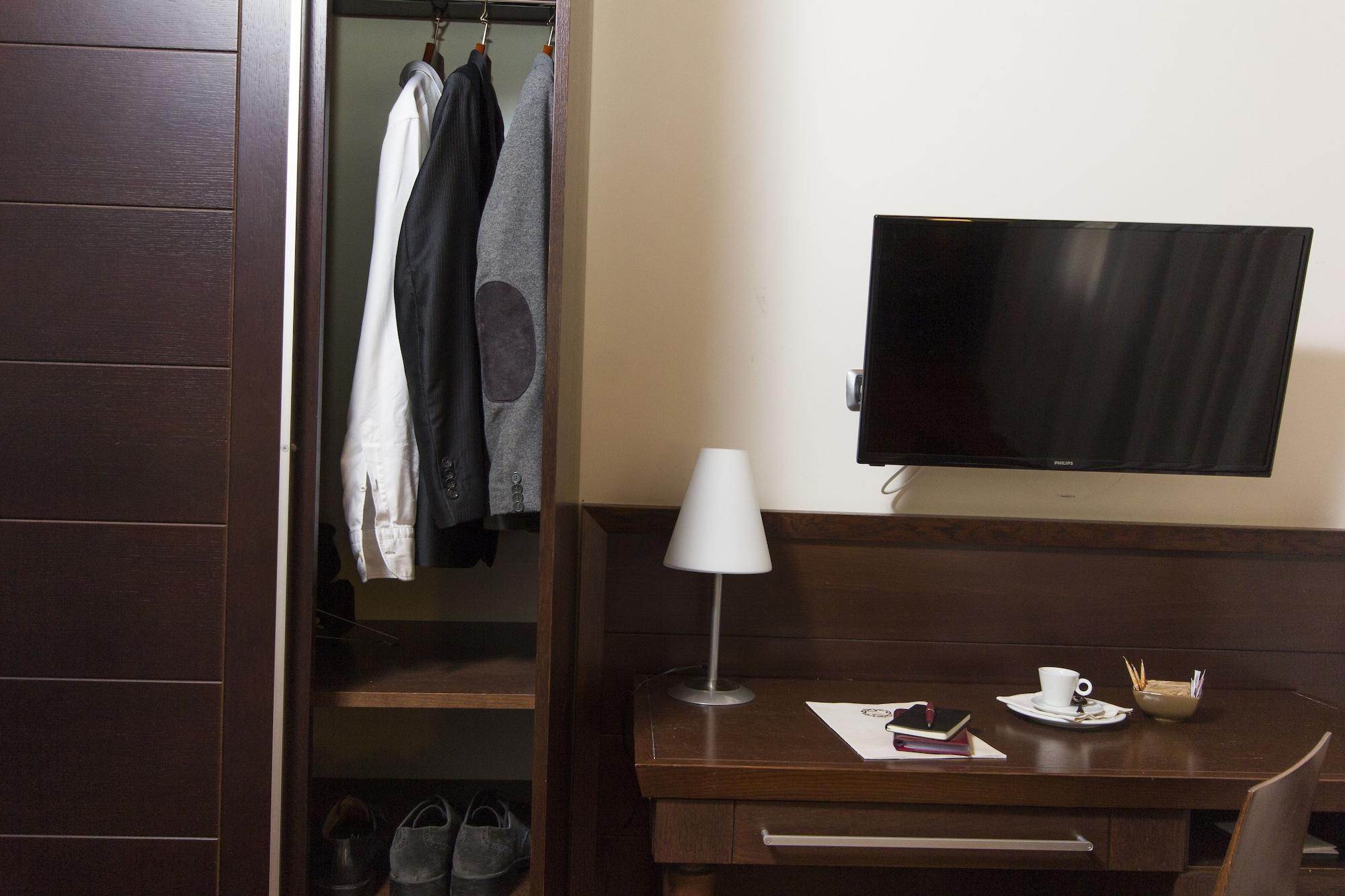 Country Hotel Castelbarco Vaprio d'Adda Ngoại thất bức ảnh